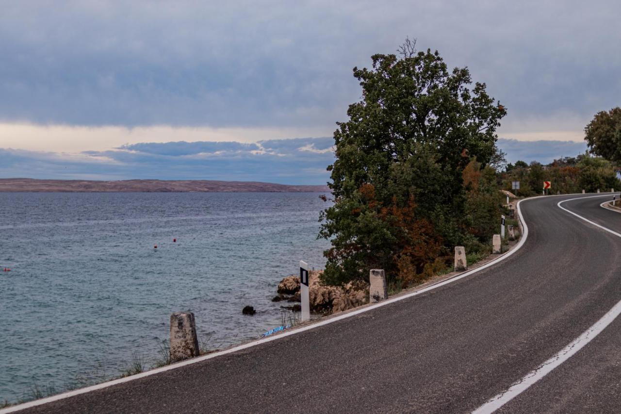 Apartmani Bosnjak Starigrad Paklenica Kamer foto