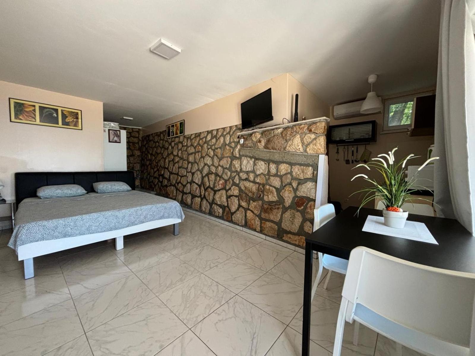 Apartmani Bosnjak Starigrad Paklenica Buitenkant foto