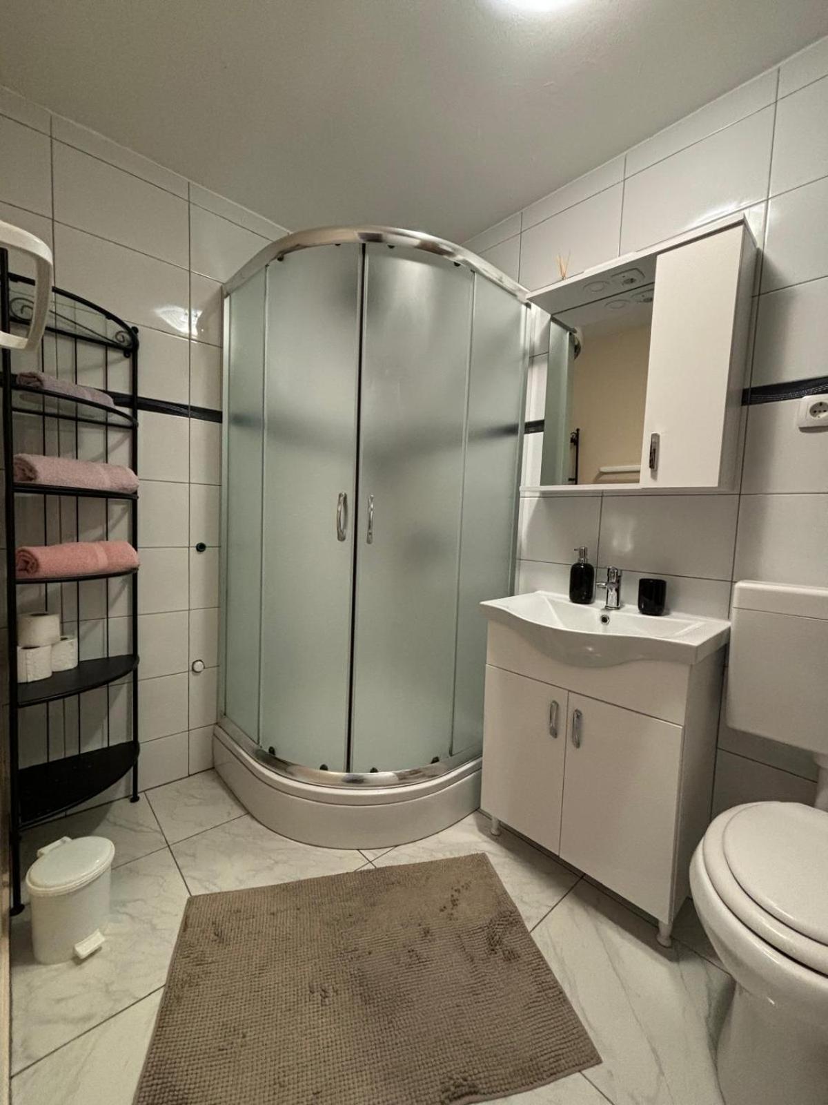 Apartmani Bosnjak Starigrad Paklenica Kamer foto