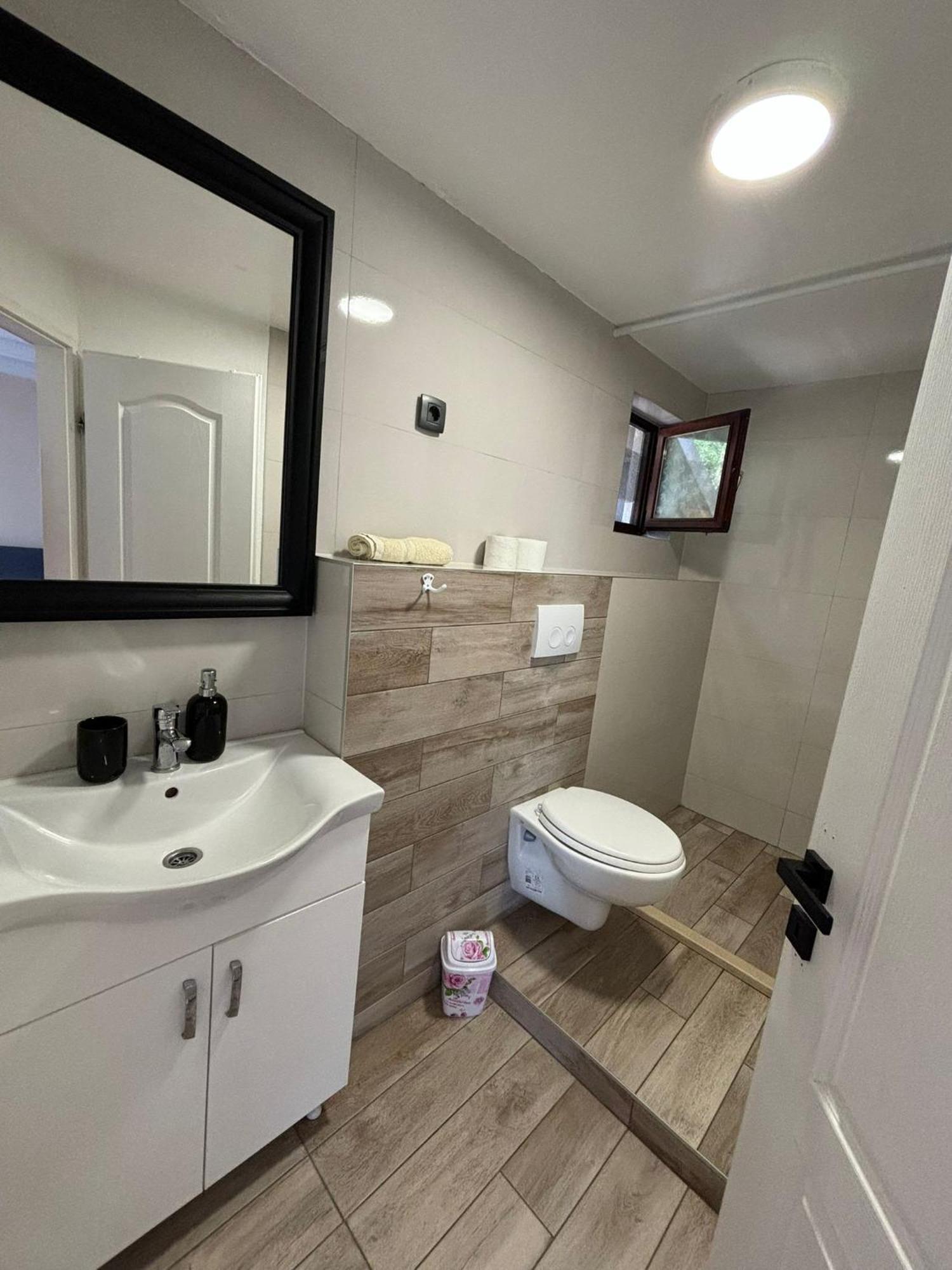Apartmani Bosnjak Starigrad Paklenica Kamer foto
