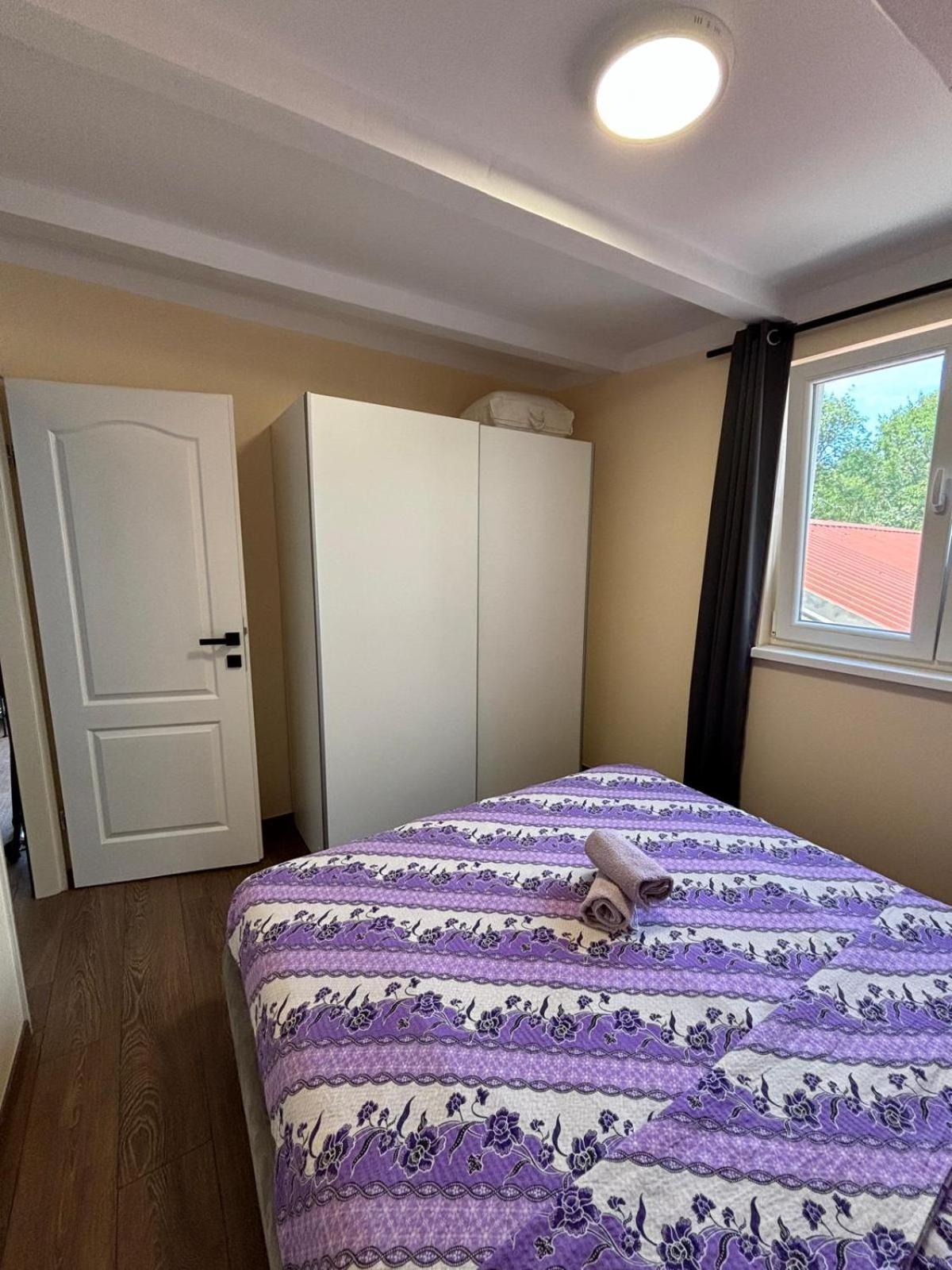 Apartmani Bosnjak Starigrad Paklenica Kamer foto